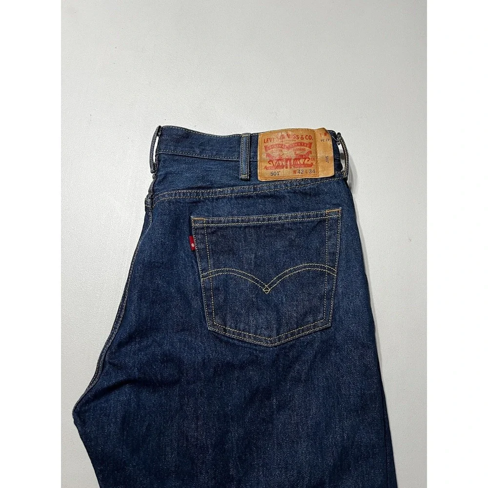 Levis elevate your